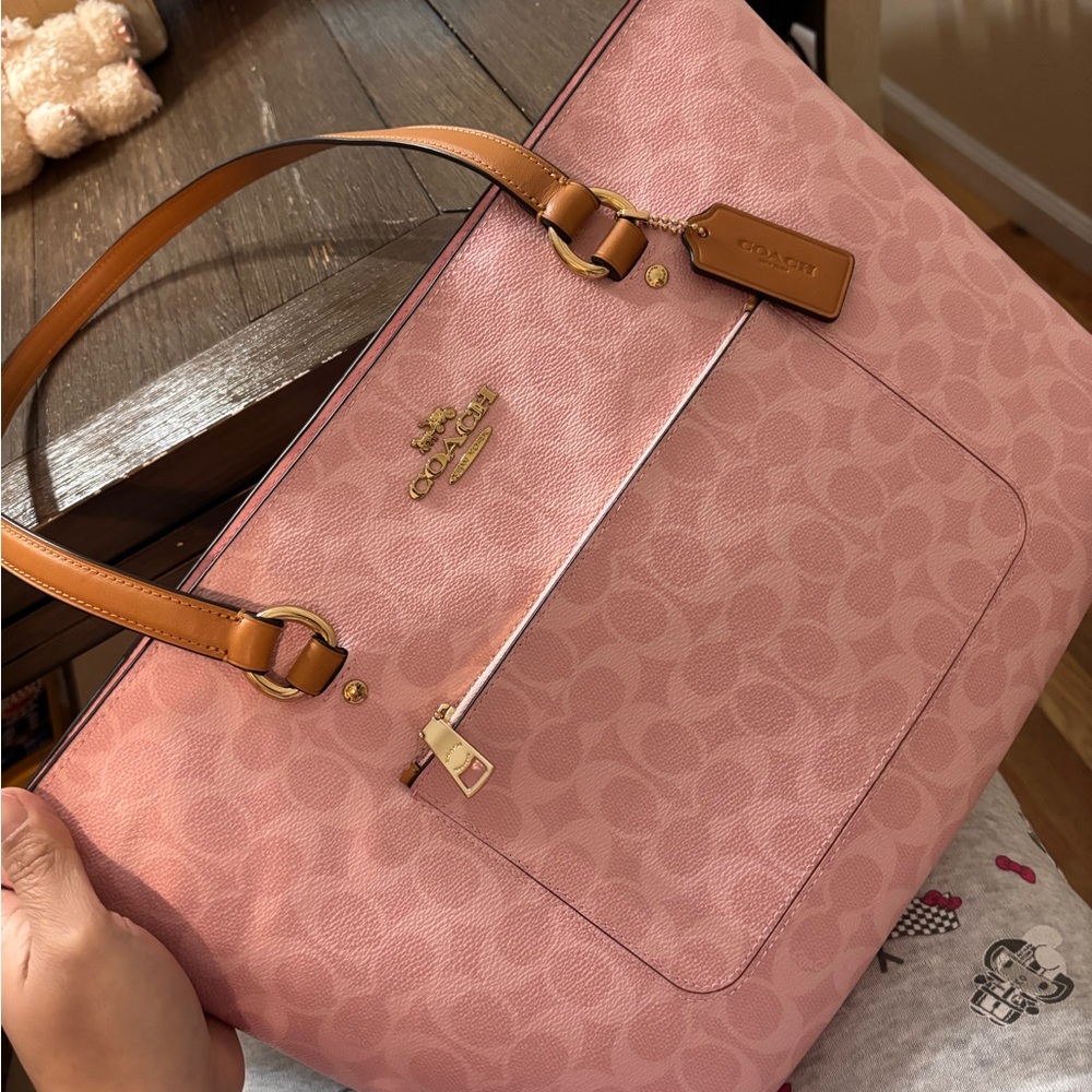 COACH Powder Pink Station Tote - Picture 2 of 5